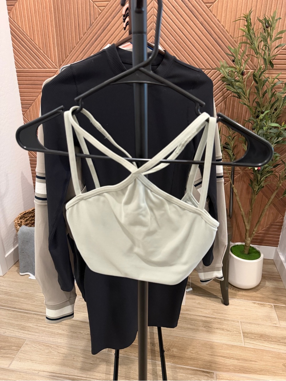 lululemon Flow Y Strappy Bra